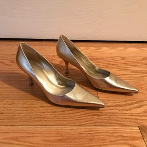 Nine West gold heels